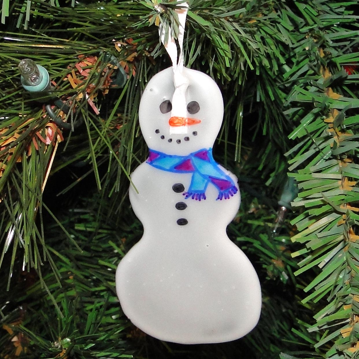 Fun DIY Glue Snowman Ornament The EcoFriendly Family