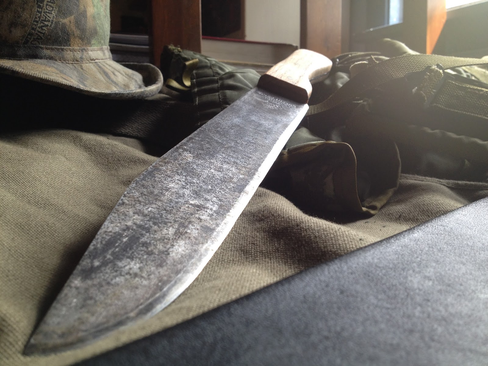Jake Makes Machete/bowie knife restoration