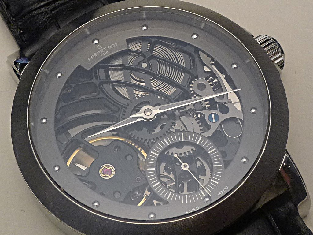 Recherche Montre Type Squelette jusqu’à 2000€, 2500€ Acloseup01