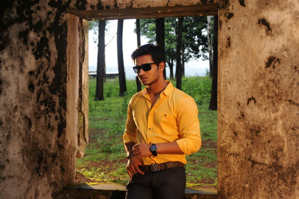 Karthikeya Movie Latest Stills (Colors Swathi, Nikhil)