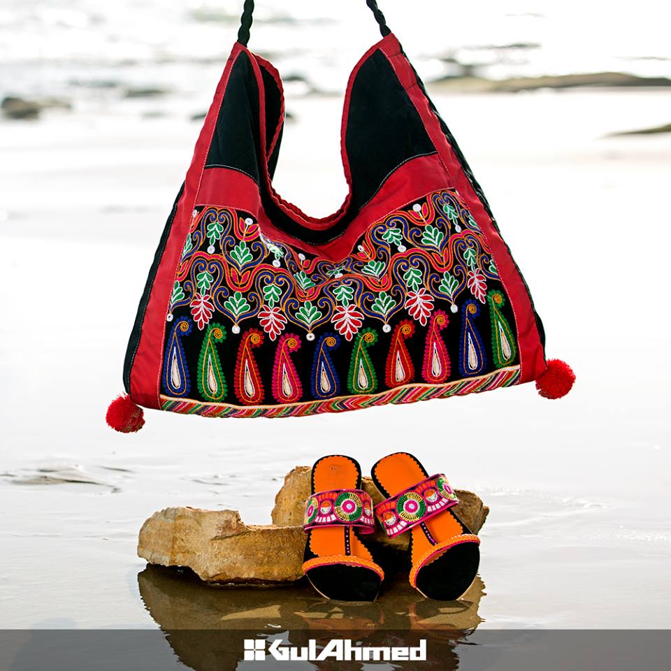 5+ beautiful hand bags with matching sandals Just Bridal