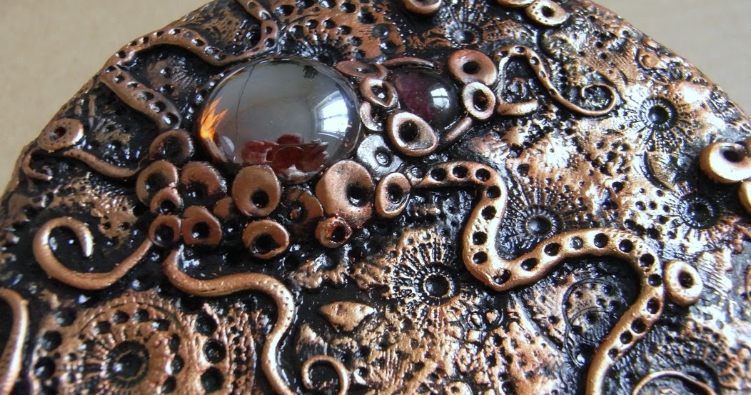 saraccino Just one to show for 2012 polymer clay box