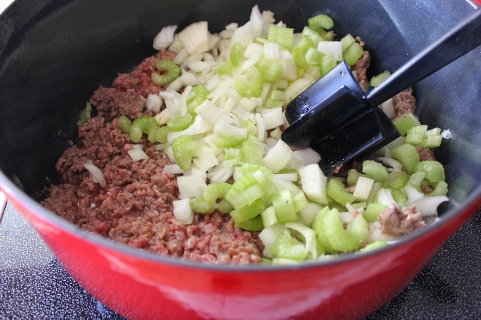 Sisters Luv 2 Cook Hamburger Tomato Macaroni Soup