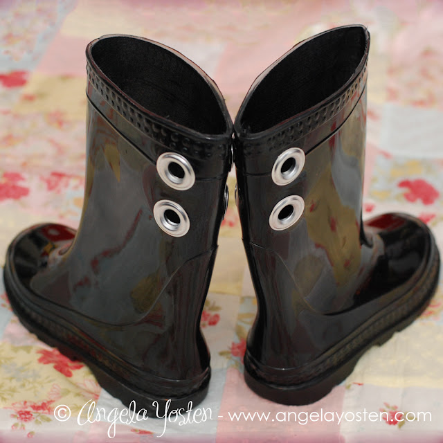 Angela Yosten April Showers... Rain Boot Tutorial