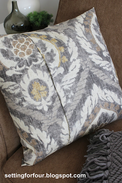 Make your own quick and easy pillow covers for your bedroom, living room, family room and home office! Choose any fabric you love! No zipper! Only takes 5 minutes to make.