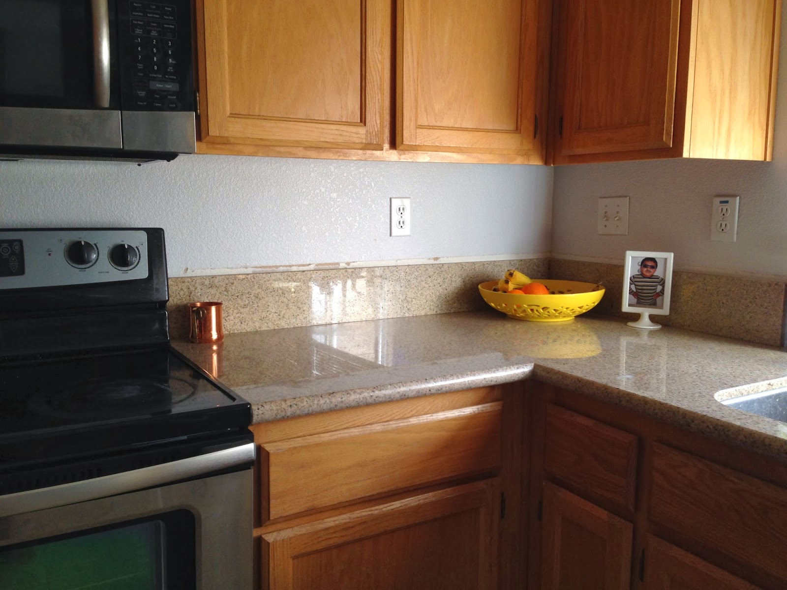 Weekend Tweaks DIY TRAY FOR KITCHEN COUNTERTOP