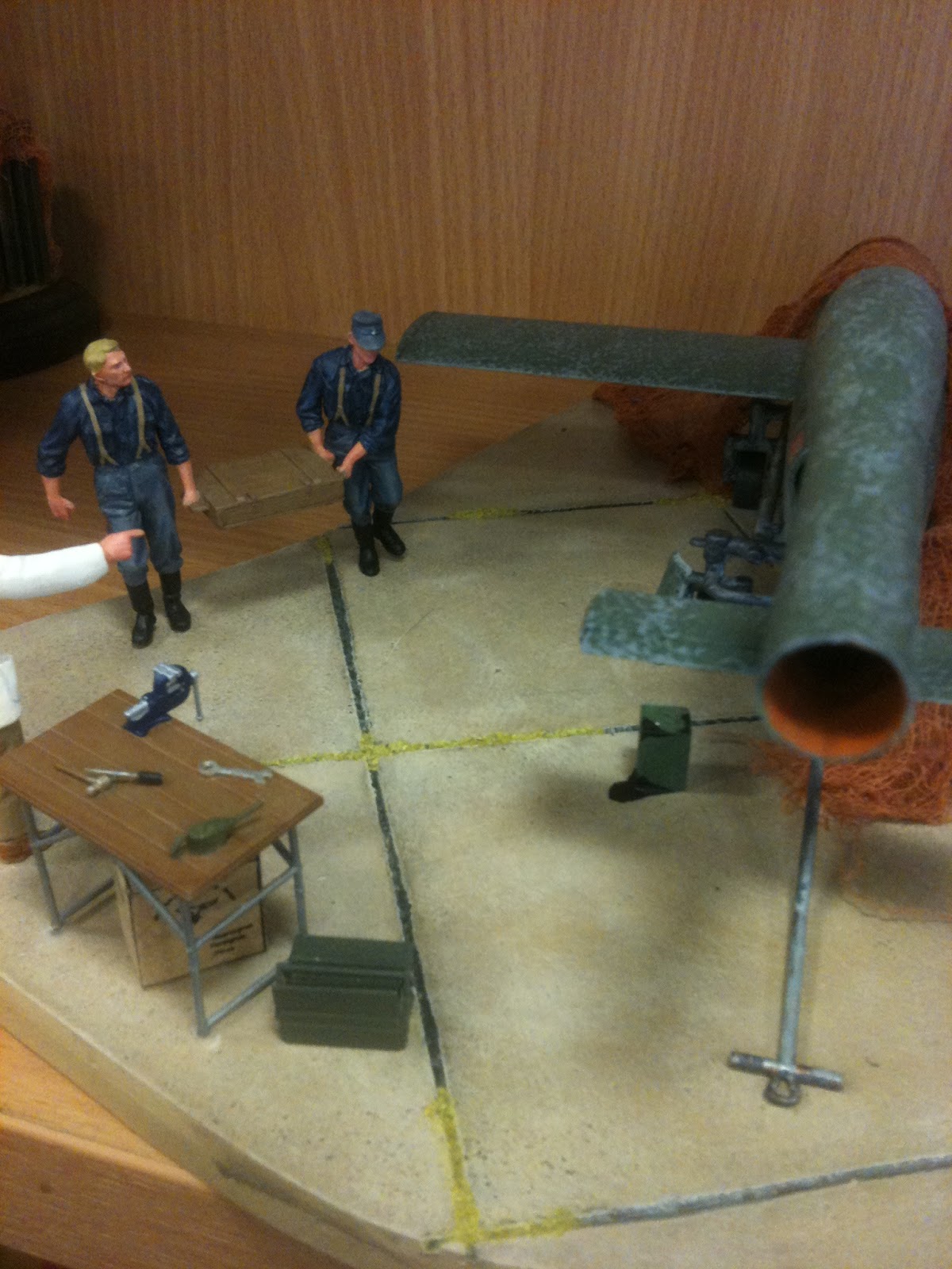 Scale Model Workbench V1 Rocket diorama