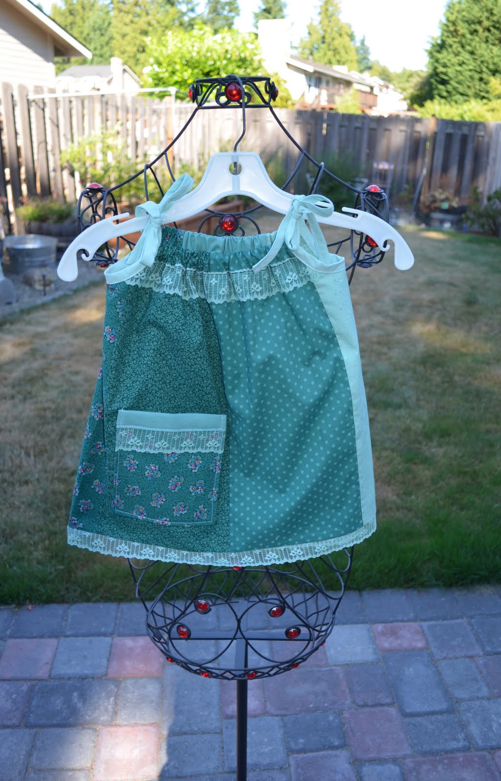 Sew Delightful Fat Quarters