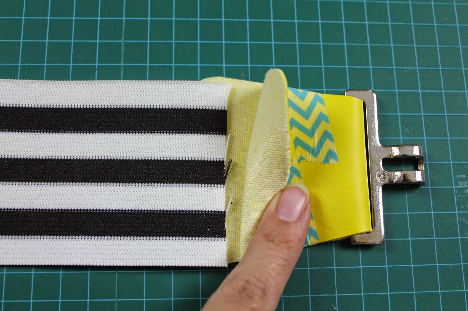 HeidiandFinn modern wears for kids How to make Elastic Belts x3 a