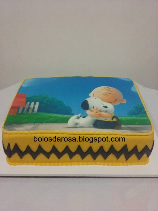 BOLO DE ANIVERSÁRIO