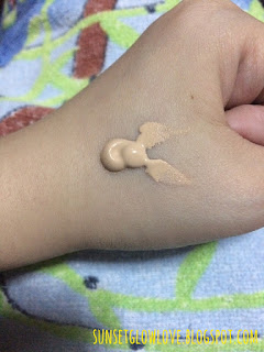 Covergirl Ready Set Gorgeous Foundation 115 Buff Beige hand swatch
