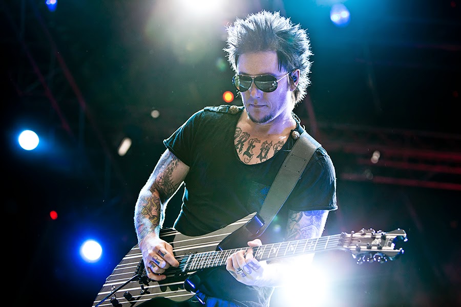 Synyster Gates