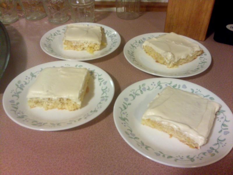 Family Recipes Amish Pineapple Cream Cheese Squares