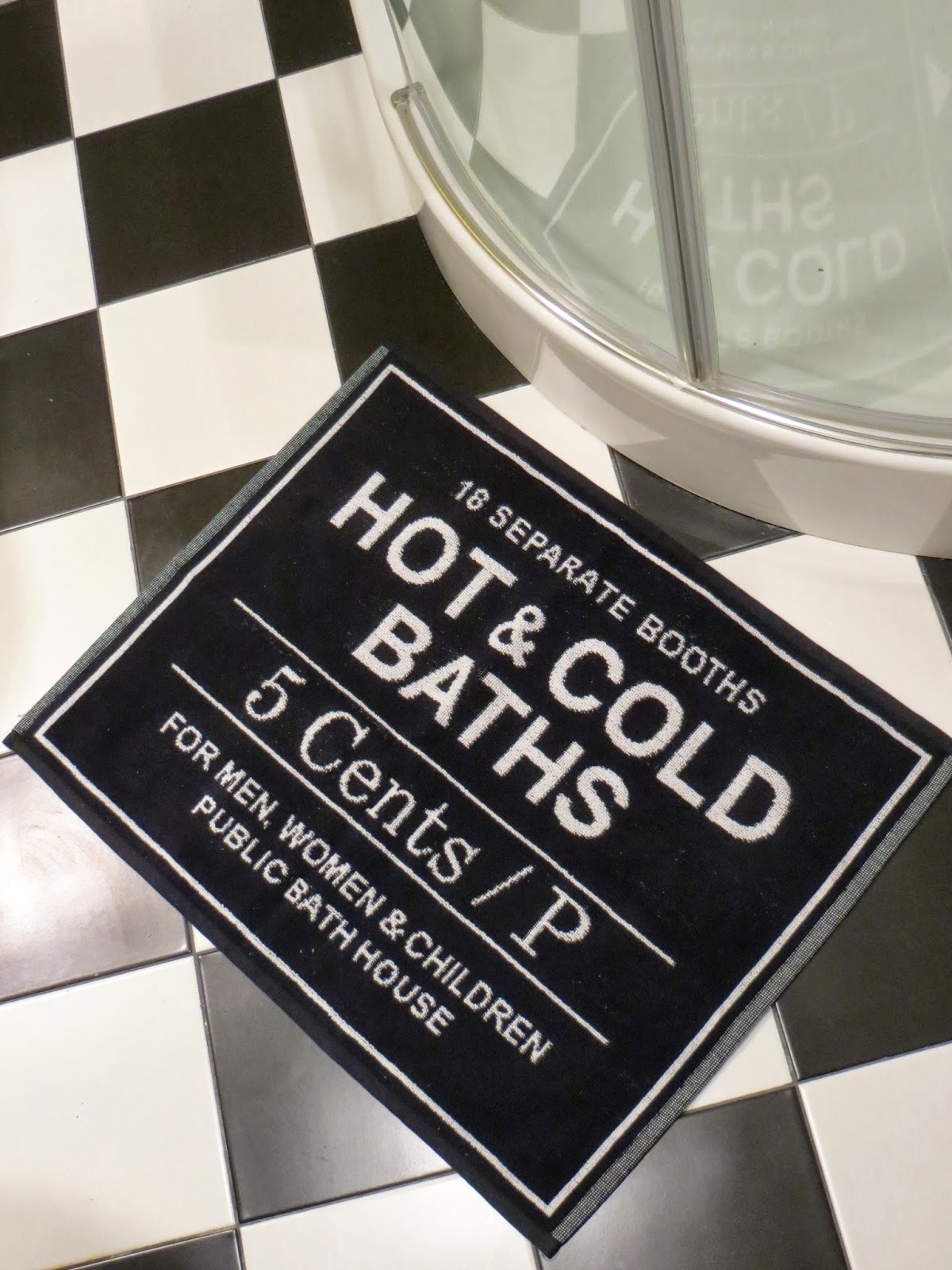 domowo. Hot & cold baths 5 cents only