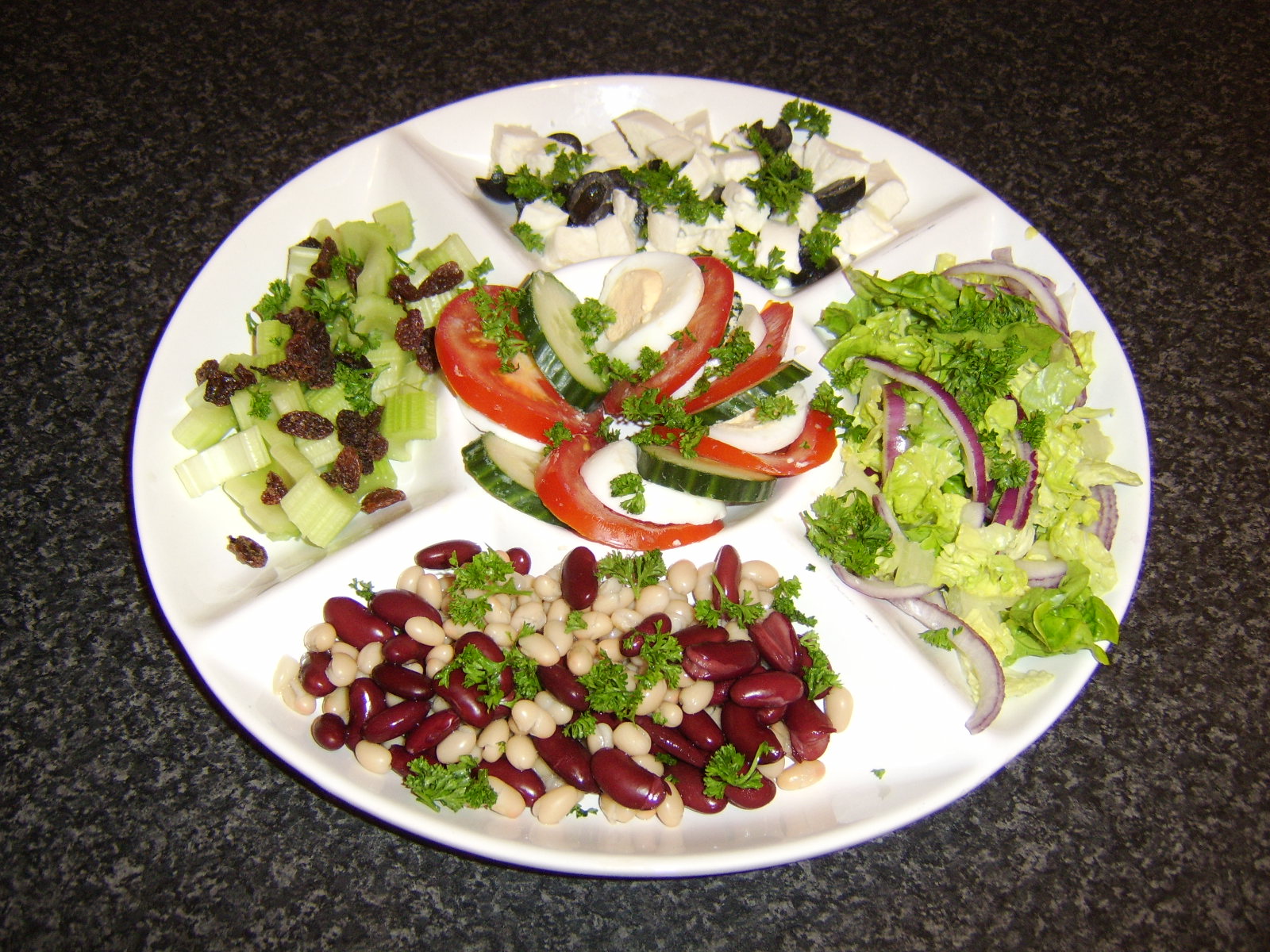 What Should I Have for Dinner Tonight? Summer Salad Platter A Hearty