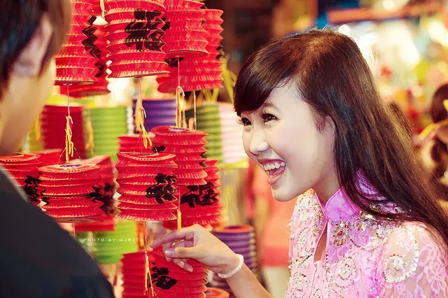 Dạo quanh phố lồng đèn