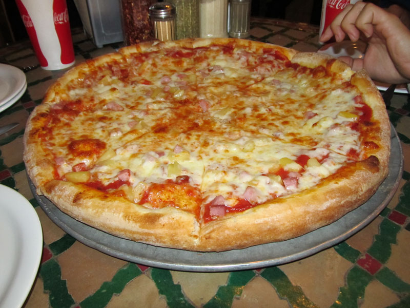 Watch Me Eat Fellini's Pizza in Atlanta, GA