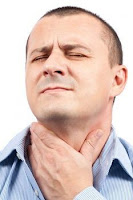 ilustrasi sakit di tenggorokan saat menelan
