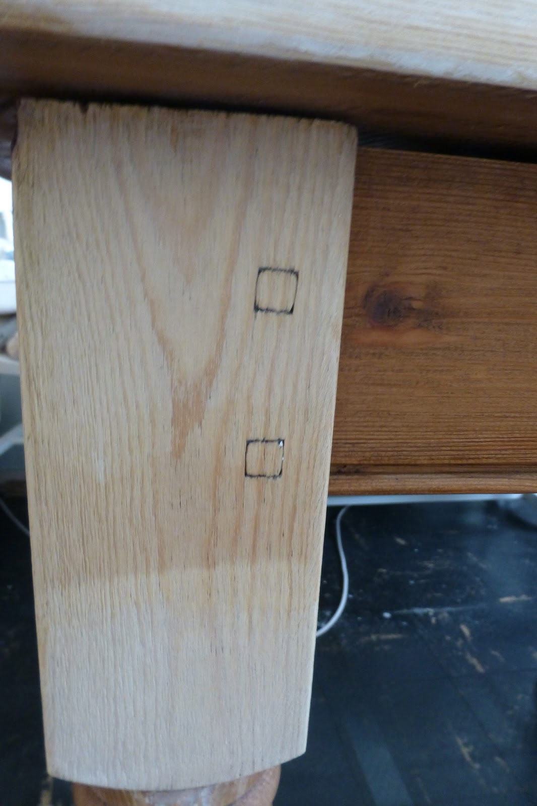 Paint and Style Wood bleach results...and a scrubbed pine table top