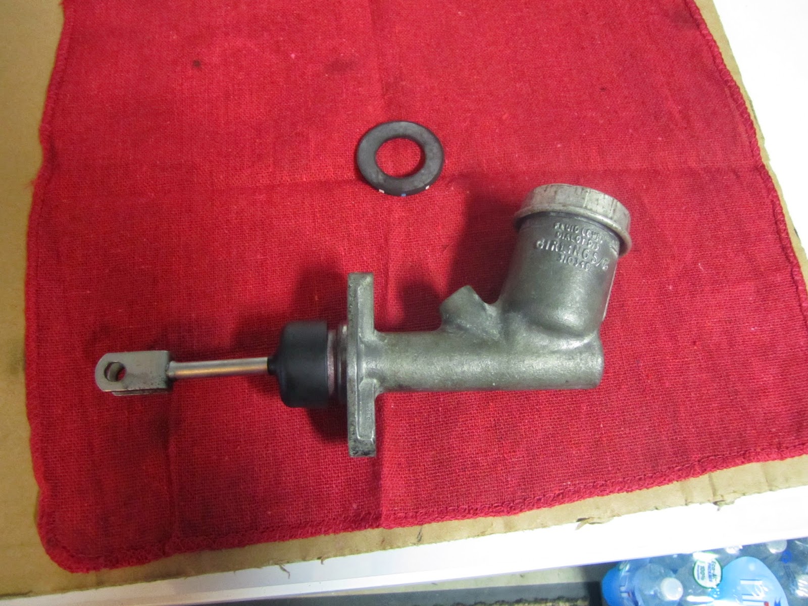 Roundtail Restoration Clutch Master Cylinder