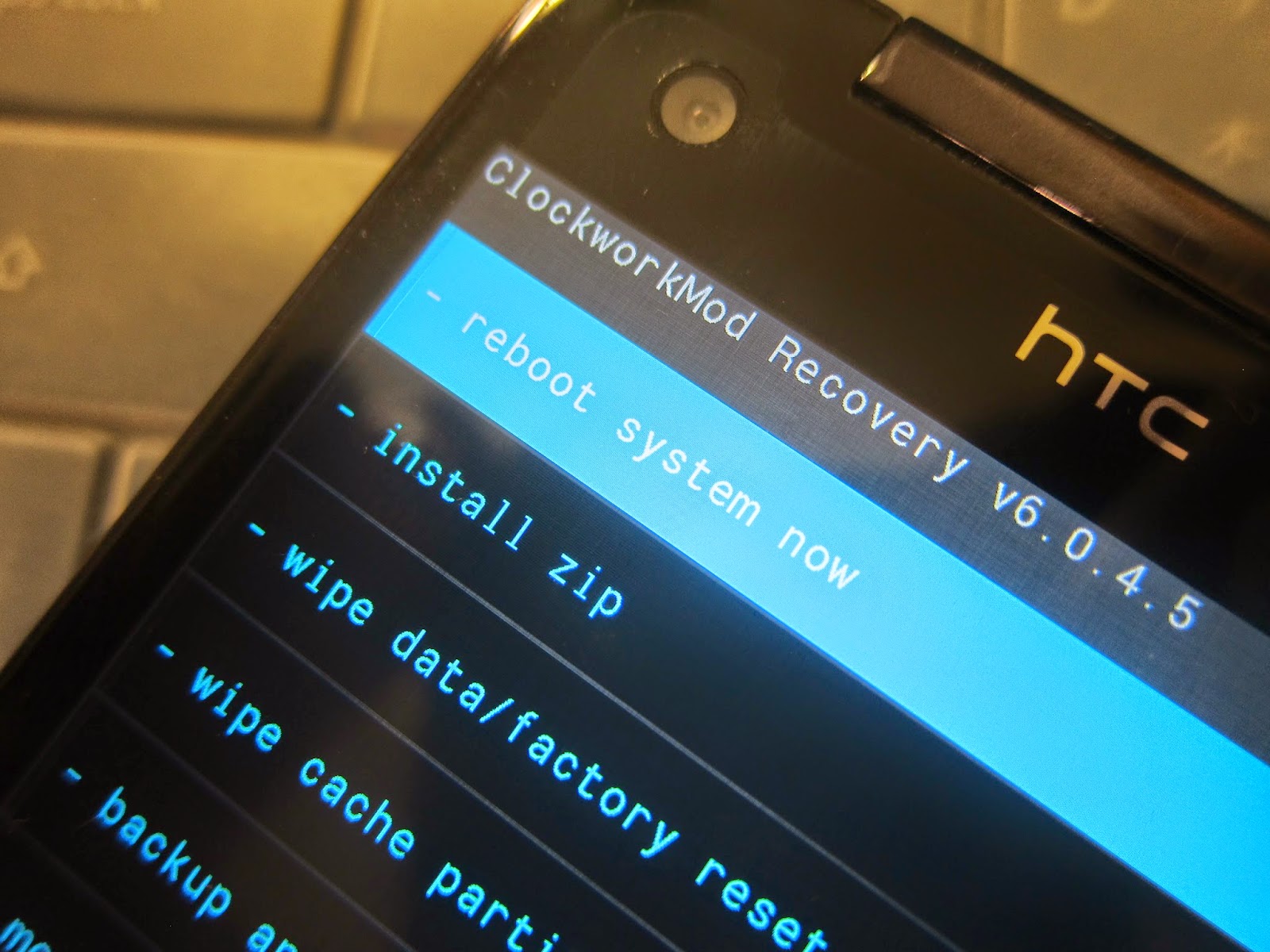 IMG 2336 - 【圖文教學】HTC Butterfly 4.3／4.4 解鎖+ROOT