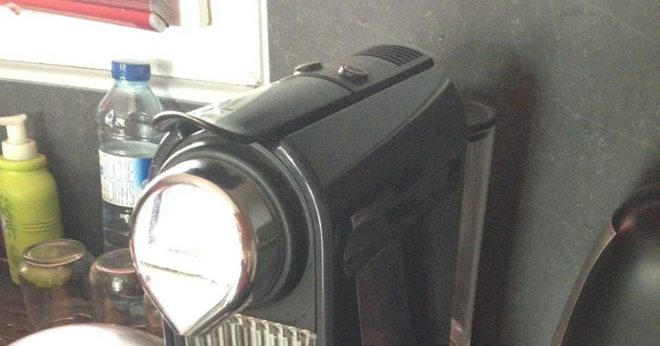 Stéphane Seigneurin Réparer une cafetière Nespresso Citiz Krups Fuite d