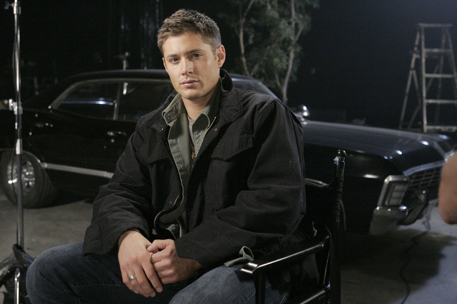 http://3.bp.blogspot.com/-Y5Z_OBkCSsg/UHWVPBjmQgI/AAAAAAAACPU/ch2JzlINW64/s1600/Supernatural-Season-1-Promo-jensen-ackles-20769124-1500-1000.jpg