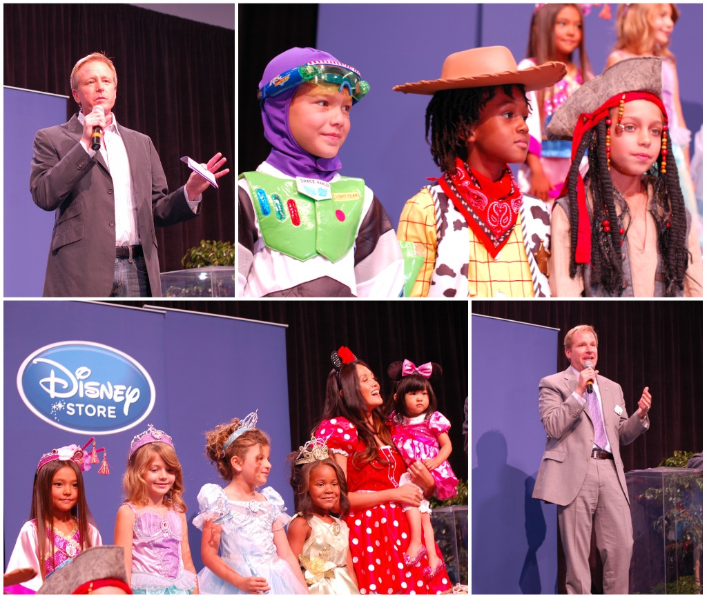 Disney Sisters Disney Store Halloween Costume Preview Parade