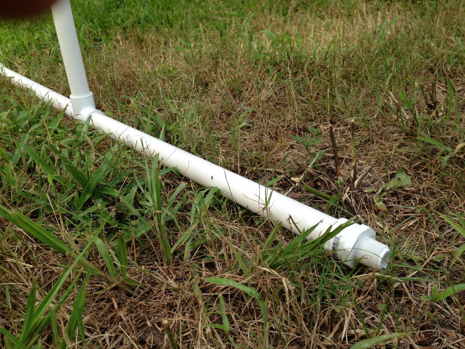 Beautifully Chaotic DIY PVC Water Sprinkler