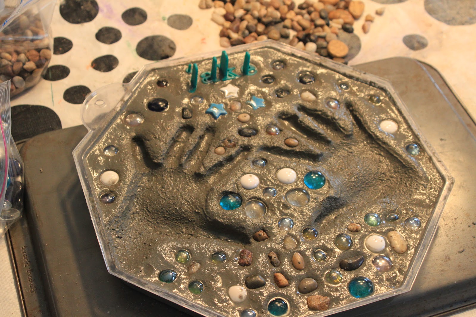 This Mama's Cave Crafts for Kids Cement Garden Stones