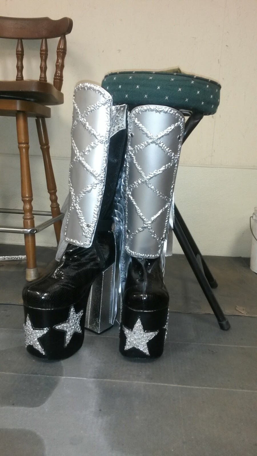KISS COSTUMES & BOOTS We here at KISS COSTUMES & BOOTS make the