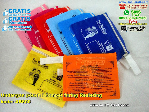Undangan Pouch Dompet Furing Resleting