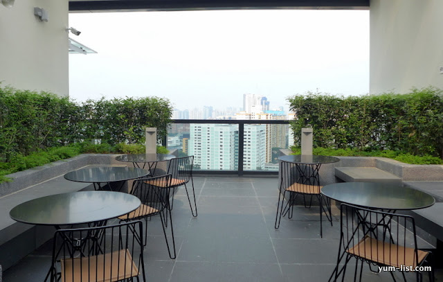 Outdoor Patio Park Hotel Alexandra, Singapore