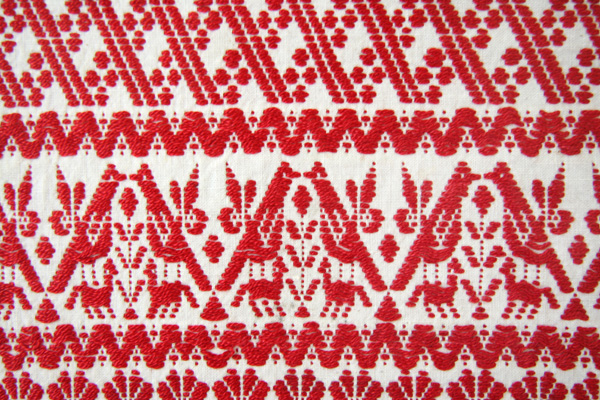 Nessy Designs: Vintage Red & White Embroidery