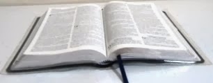 Examinais as Escrituras