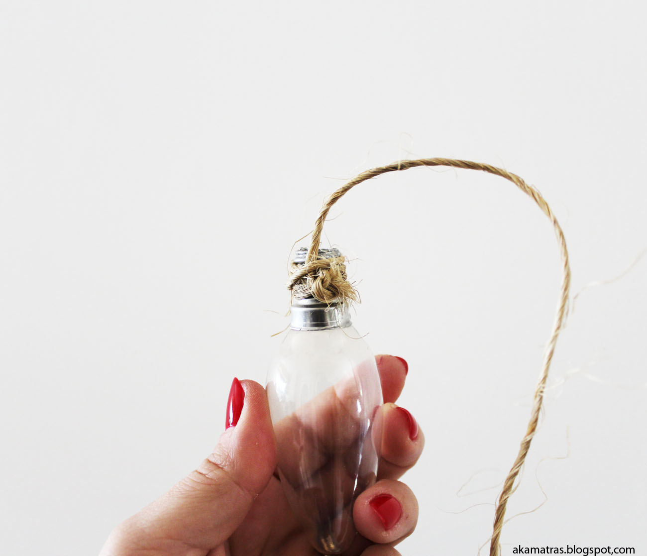 How to recycle old lamp bulbs and glass fixtures Version 3.0 Akamatra