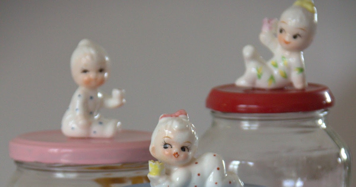 Tutorial jars with little figurines