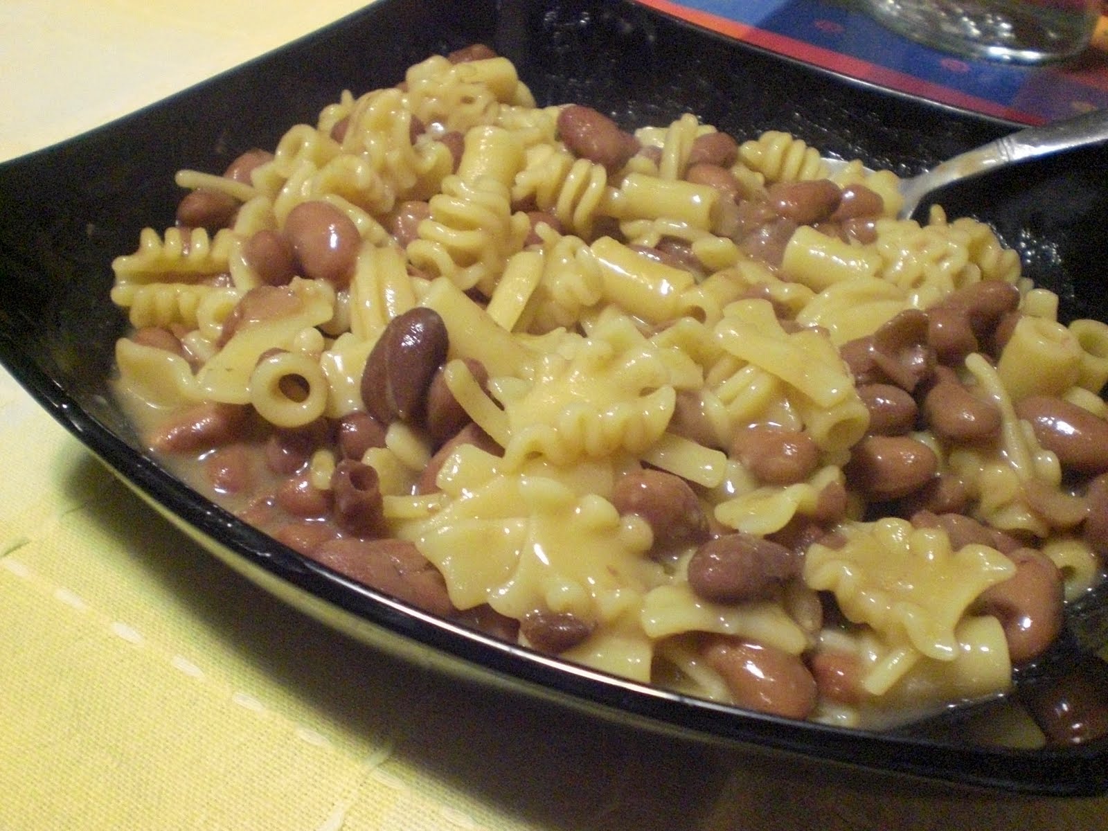 Cookin' Sara PASTA E FAGIOLI...THAT'S AMORE!