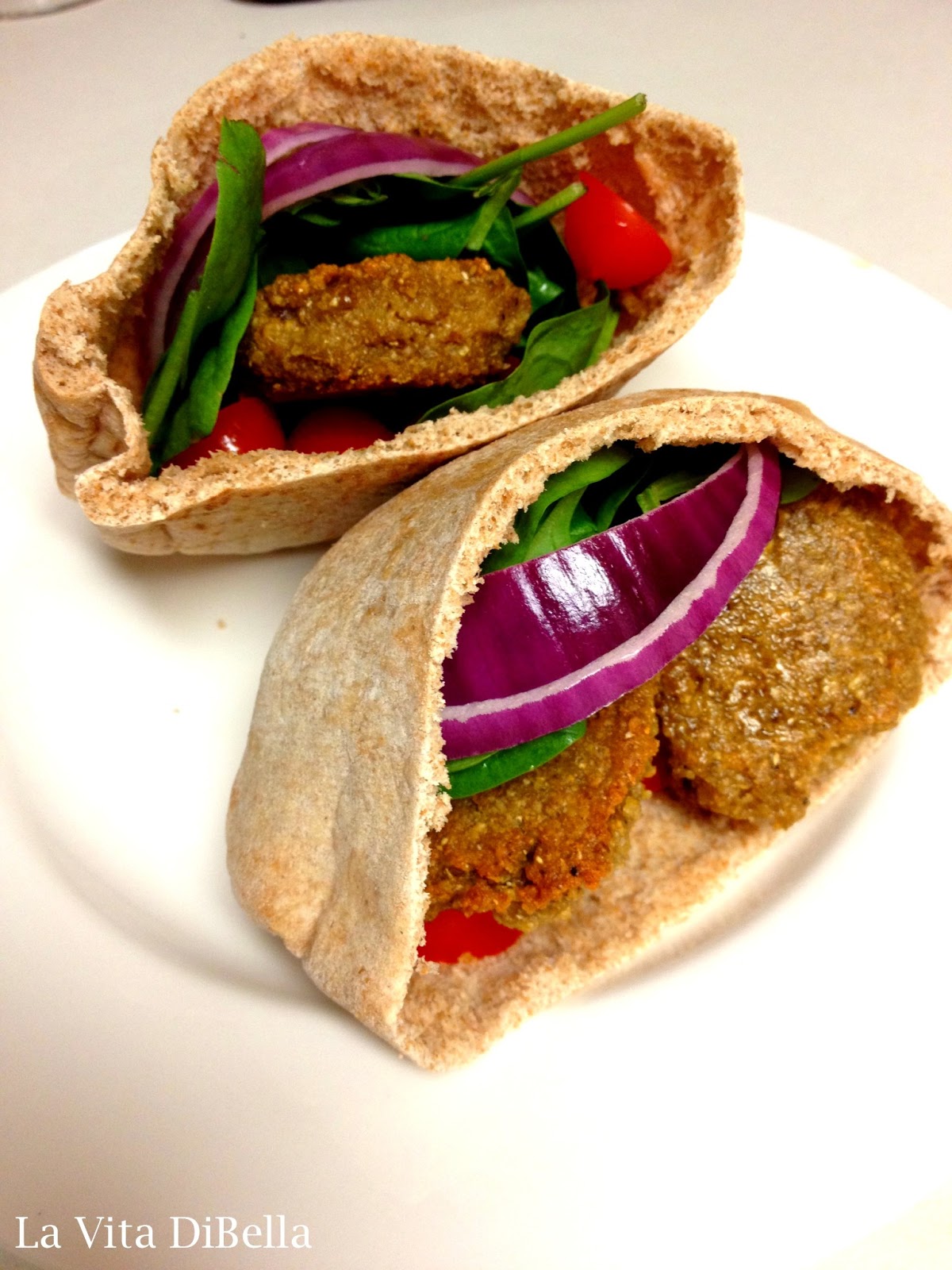 La Vita DiBella: Falafel Pita