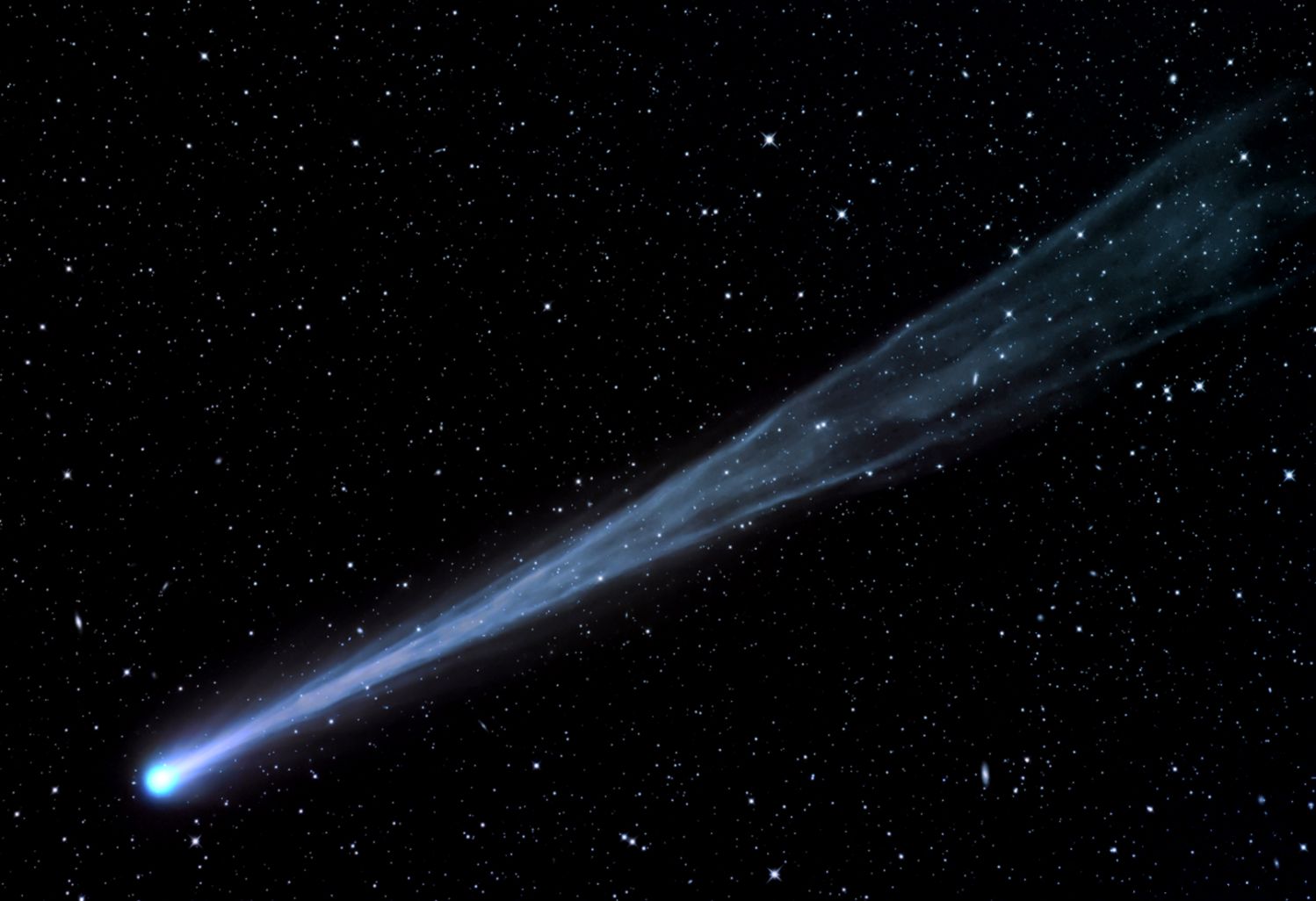 1000 images about Comets messengers on Pinterest Halleys 1000 images about Comets messengers on Pinterest Halleys