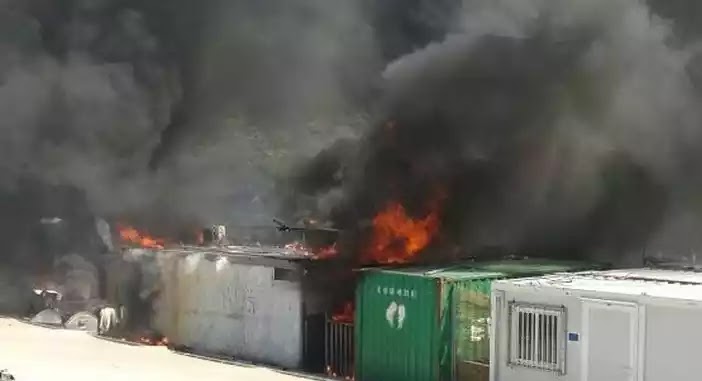 Μέχρι και λαθρο βάρβαροι απο την Αϊτή εισβάλουν στην Ευρώπη!Εξέγερση στο Μόρια -Φωτιές, πετροπόλεμος και χημικά ! Μέχρι και λαθρο βάρβαροι απο την Αϊτή εισβάλουν στην Ευρώπη!Εξέγερση στο Μόρια -Φωτιές, πετροπόλεμος και χημικά !