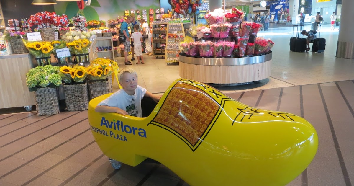 Open Looks Review Schiphol Airport in Amsterdam