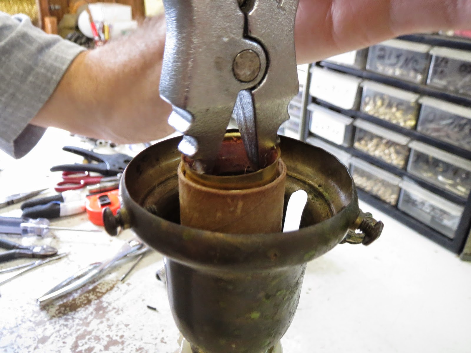 Lamp Parts and Repair Lamp Doctor Bulb Base Stuck in the Lamp Socket