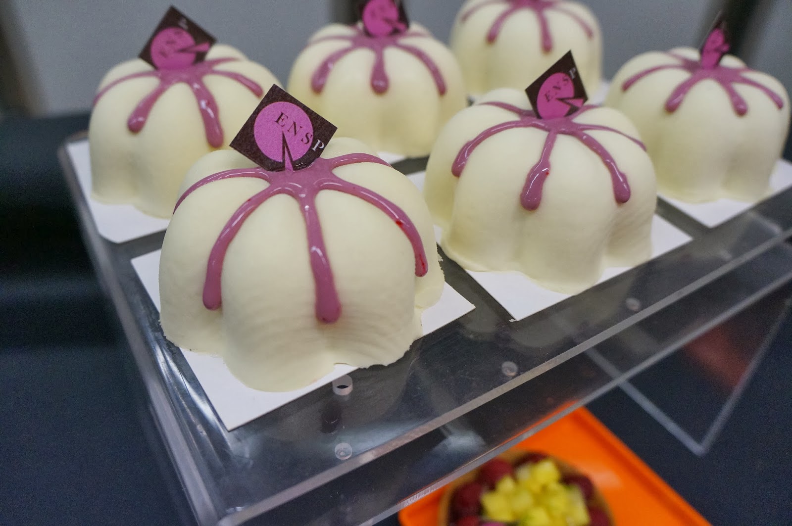 FrostsAlot Takes France Individual Cakes and Tarts...