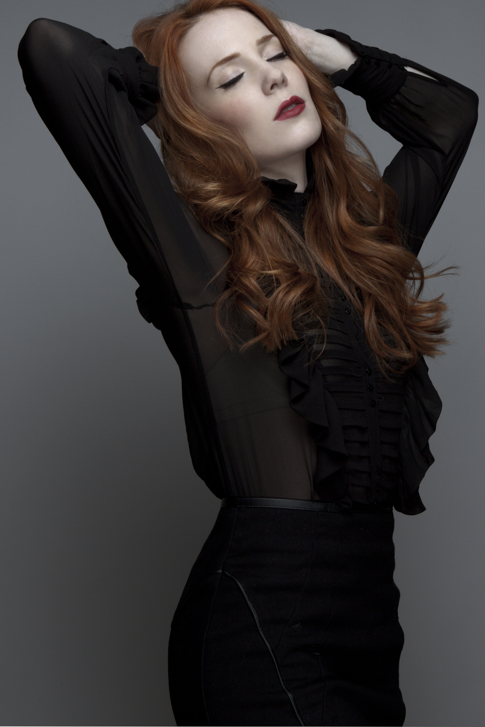 Fotos de Simone Simons - Página 17 Simonestudioweb+(2+sur+14)