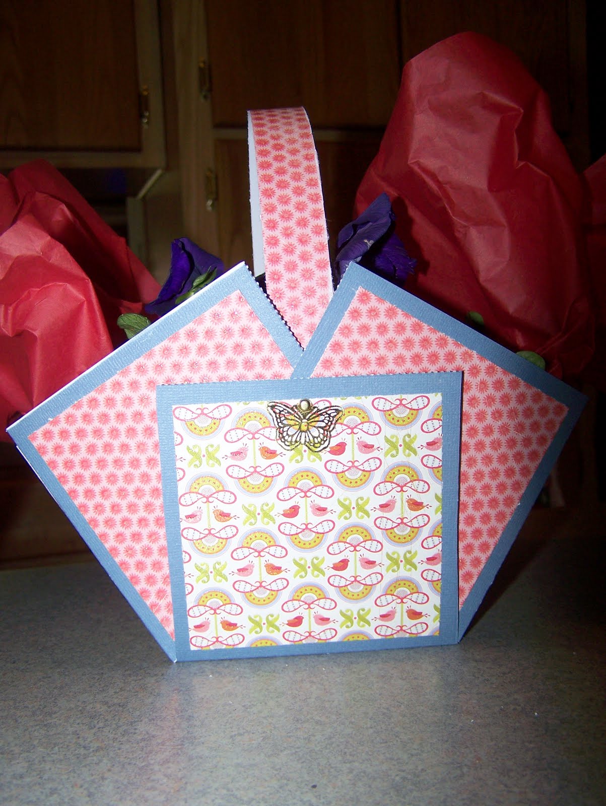 Make It Sparkly Mama! Simple, Easy May Day Baskets!