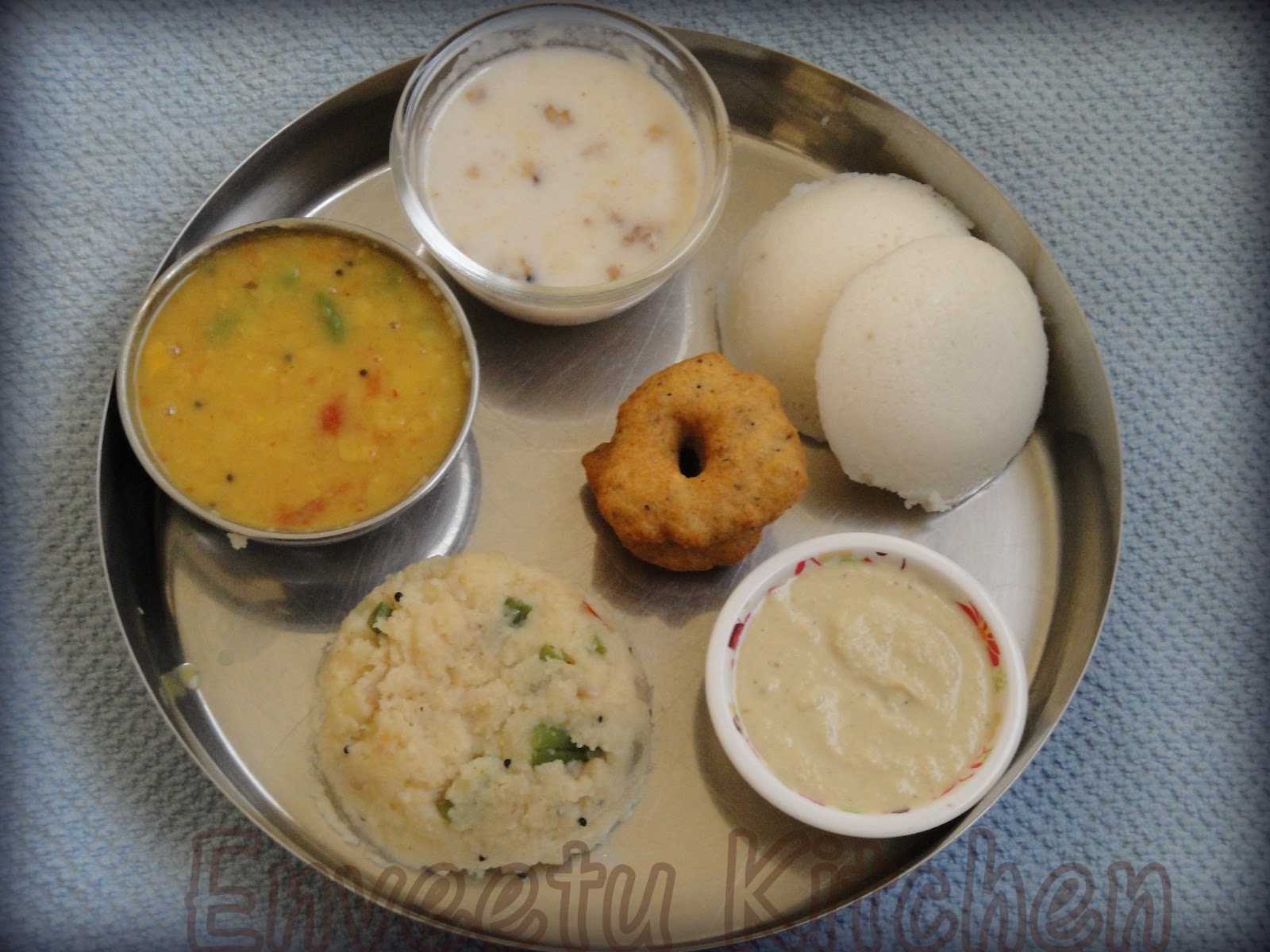 Soft Idly Peanut Chutney South Indian Breakfast Thali1 I Camp in
