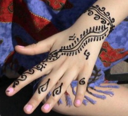 Salon Henna Tattoo Bodypainting And Facepainting Glitter