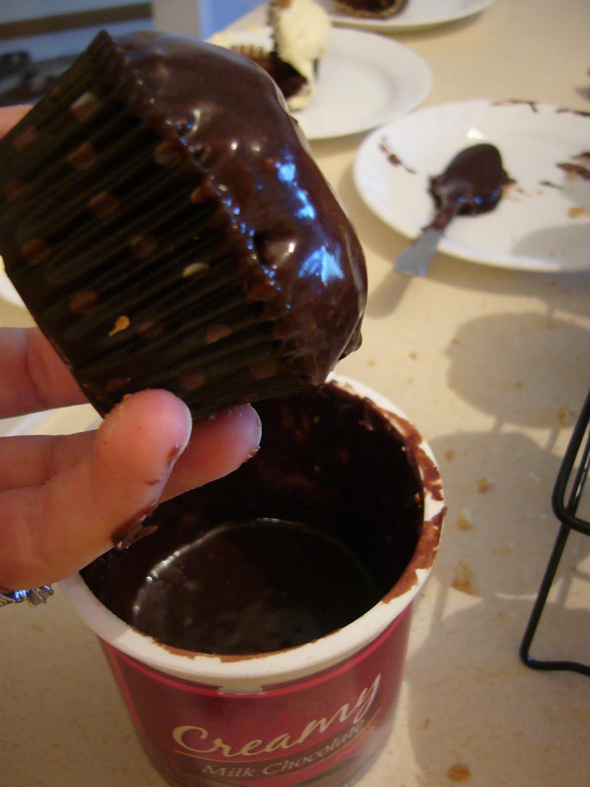 Buttercream and a Sewing Machine TUTORIAL Melting Frosting