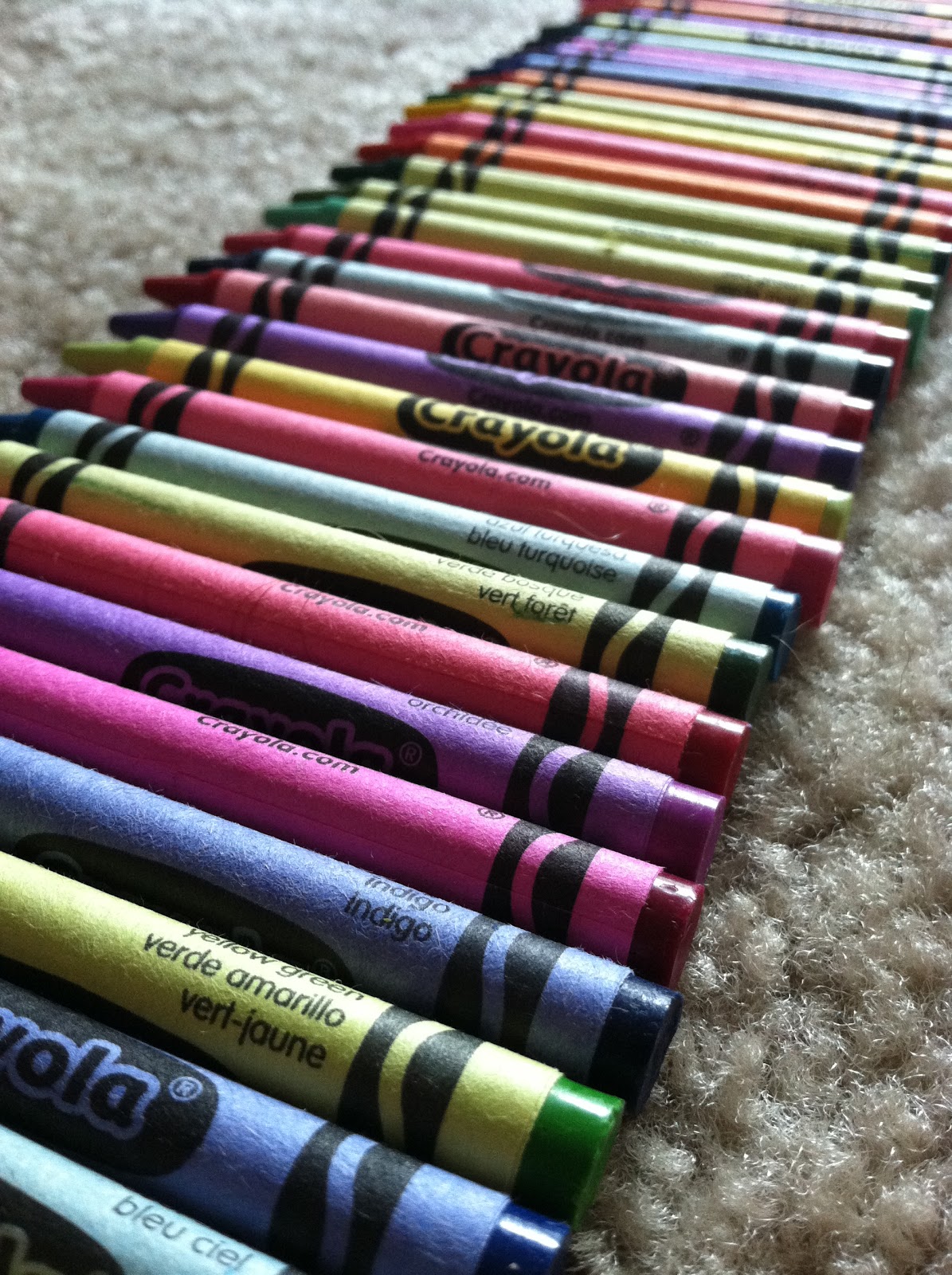 Apt. 723 DIY Melted Crayon Art